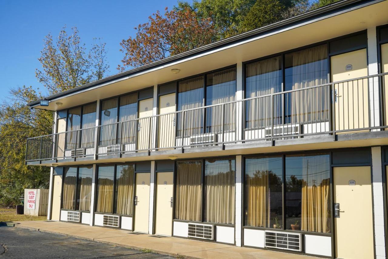 Sunset Inn Clarksville מראה חיצוני תמונה