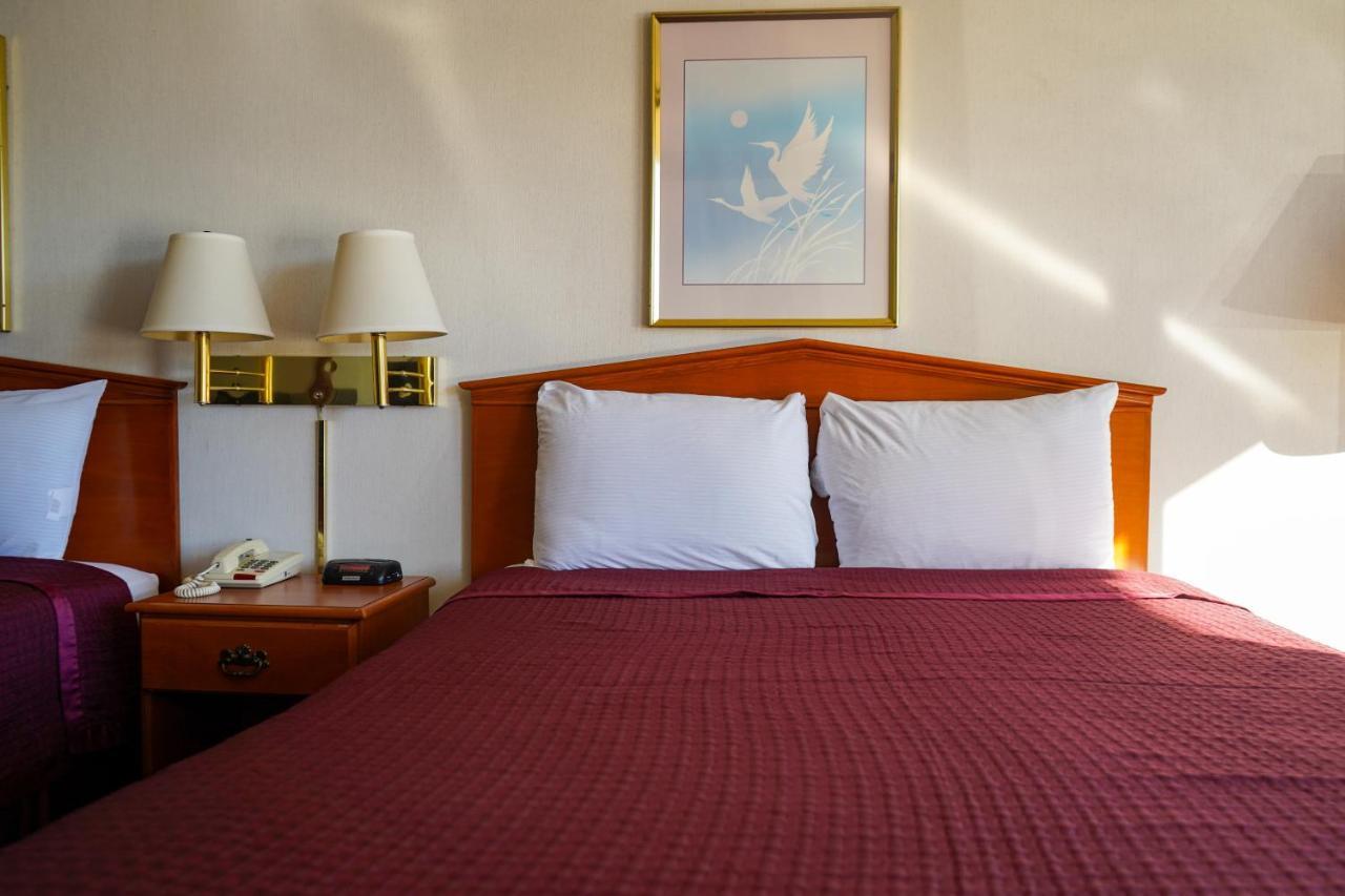 Sunset Inn Clarksville מראה חיצוני תמונה