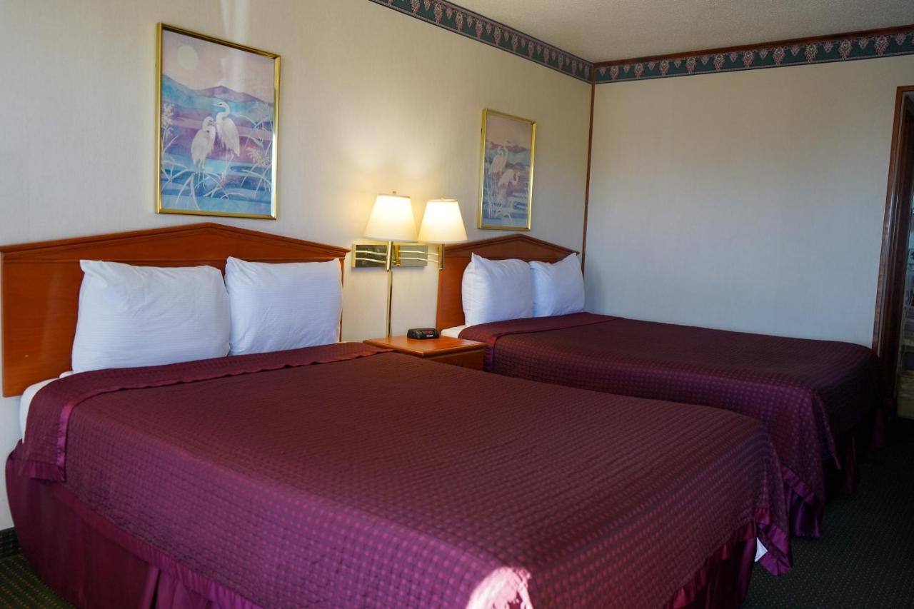 Sunset Inn Clarksville מראה חיצוני תמונה
