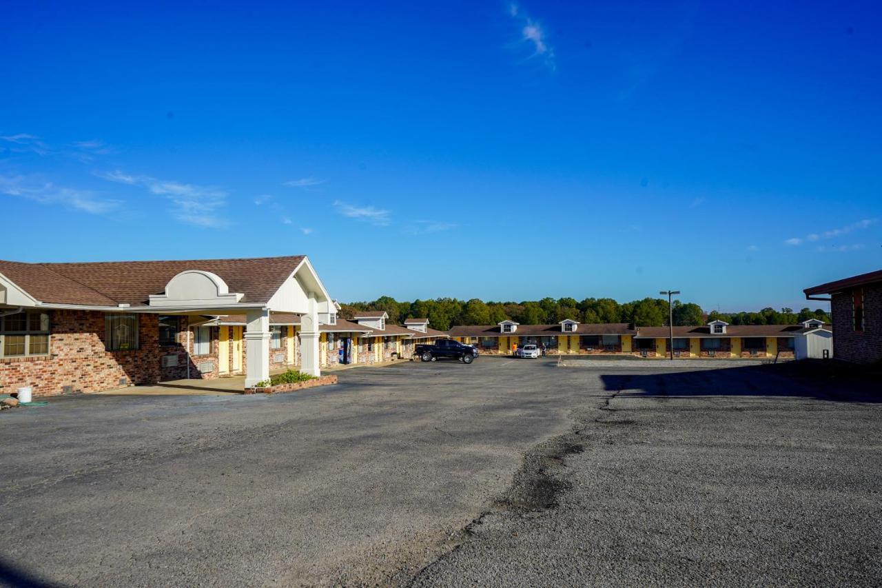 Sunset Inn Clarksville מראה חיצוני תמונה
